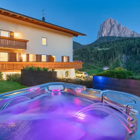 Pensionat Ciamp Santa Cristina Val Gardena